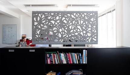 CoverSingle rumafskærmning i filt ophængt med wire (3)