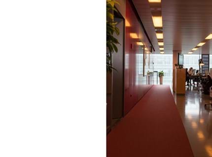 Fraster rød filt løber, DR byen (7)