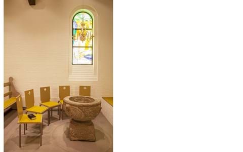 Altertæppe i kirke i Fraster filt