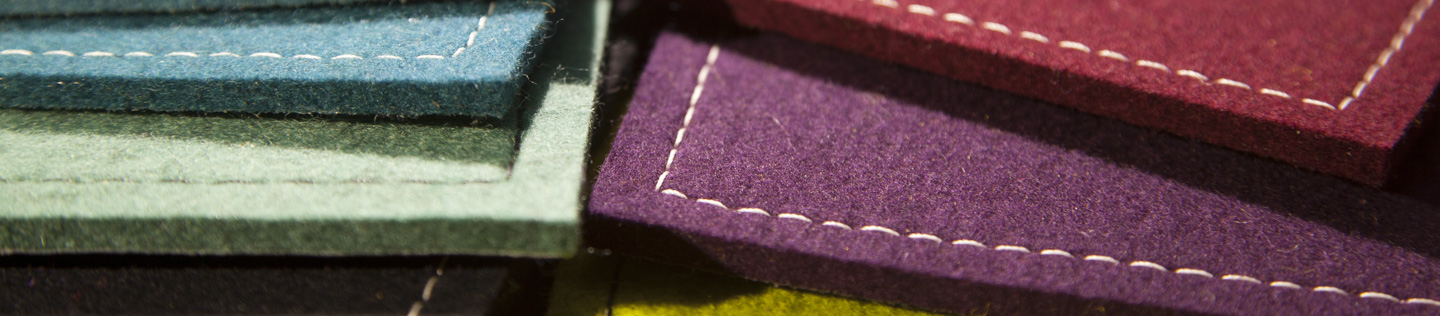 Filtprøve detalje_Tyrkis og aubergine