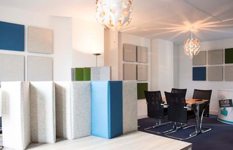 TwisterPlus akustikpaneler med filt på kontor (11)