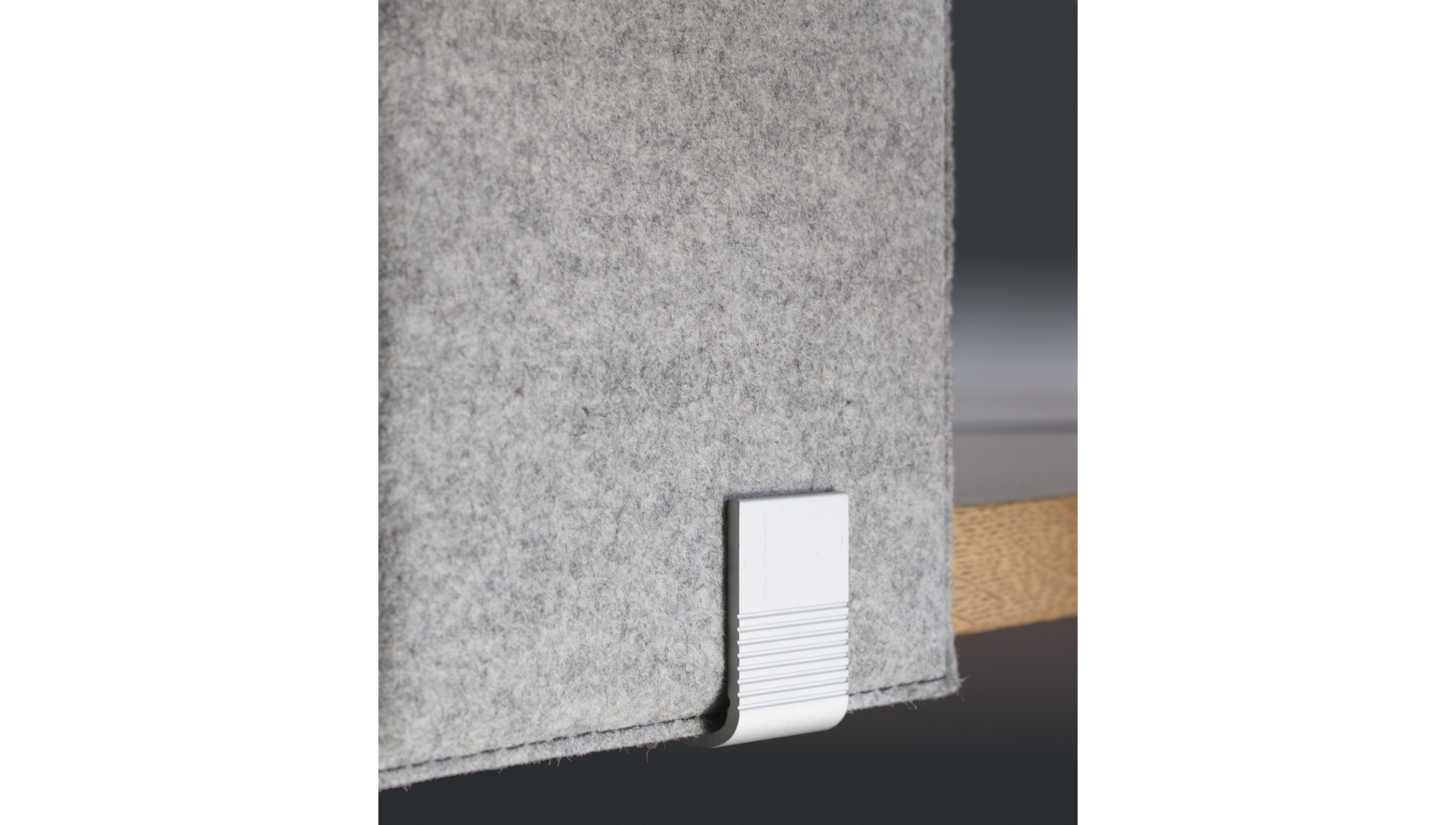 ZigZag bordskærm med beslag_31 (1)