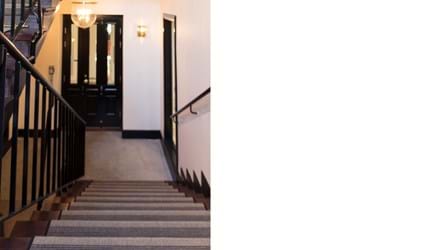 Mellau tæppeløber i sisal på trappe