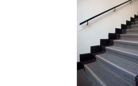 Mellau tæppeløber i sisal på trappe (1)