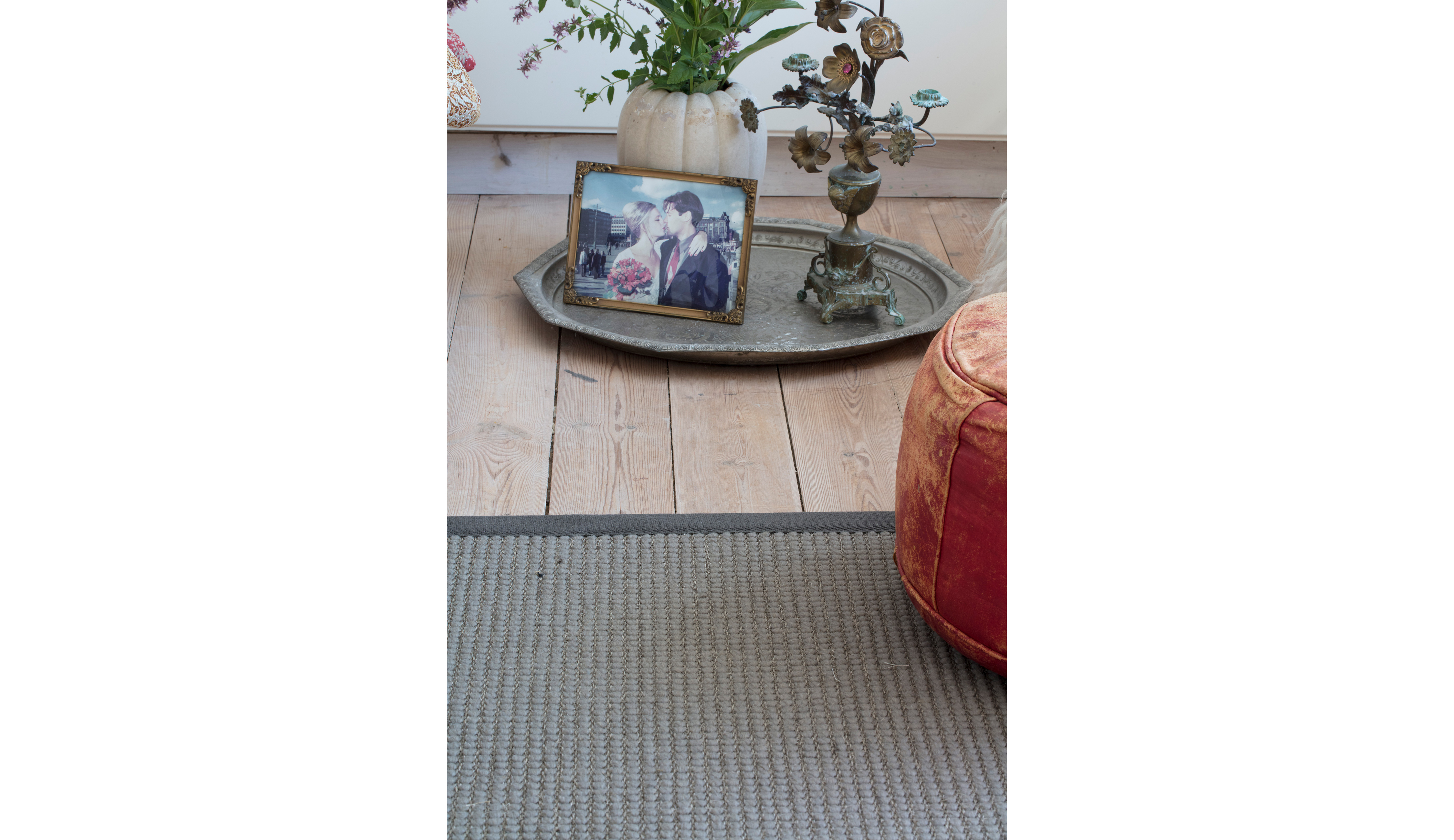 Samoa afpasset tæppe i stue udsnit