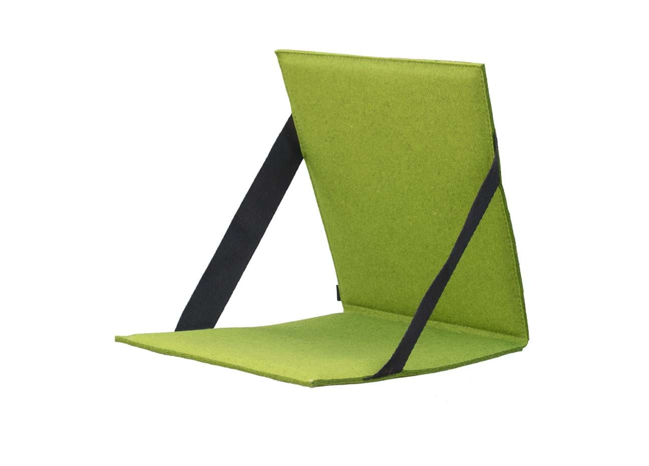 Fold ud stol i grøn filt i auditorium
