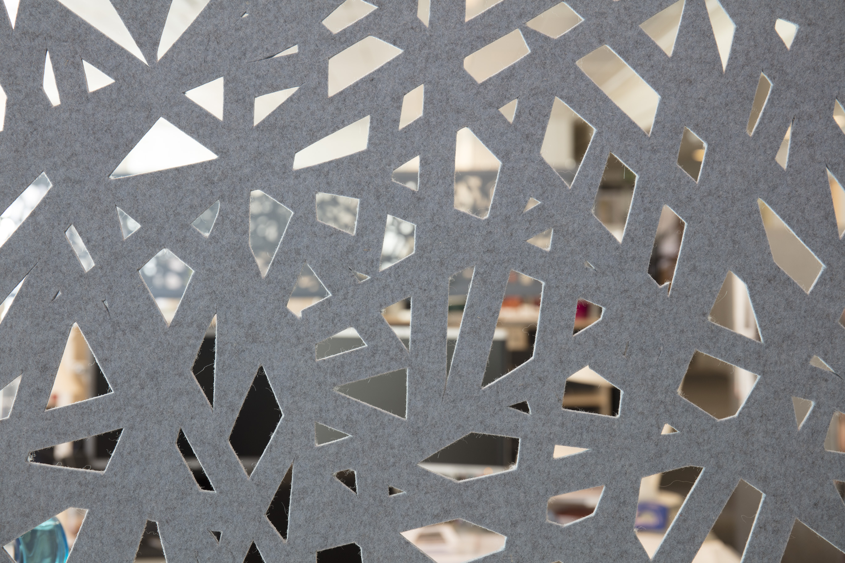 Økonomi og indenrigsministeriet, CoverSingle, fraster, filt, cover, rumafskærmning, roomdivider, akustik, uld filt, inspiration, design, indretning, afskærmning, filt på glas,