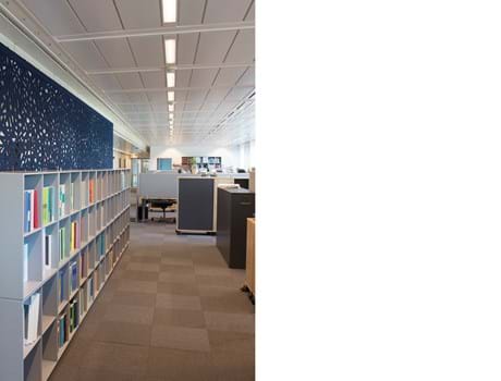 Økonomi og indenrigsministeriet, CoverSingle, fraster, filt, cover, rumafskærmning, roomdivider, akustik, uld filt, inspiration, design, indretning, afskærmning, filt på glas,