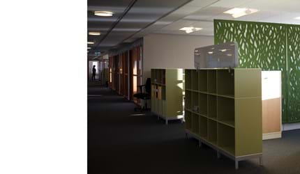 Rumafskærmning med grøn Fraster filt kontor