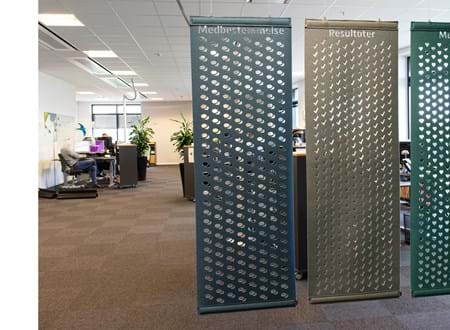 Krifa, CoverSingle rumdeler i filt