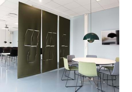 fraster, filt, cover, rumafskærmning, roomdivider, akustik, uld filt, inspiration, design, indretning, afskærmning, felt, wool felt, acoustic and decoration,