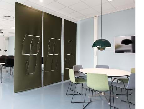 fraster, filt, cover, rumafskærmning, roomdivider, akustik, uld filt, inspiration, design, indretning, afskærmning, felt, wool felt, acoustic and decoration,