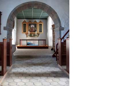 Kunstnerisk altertæppe i filt skallerup kirke (2)