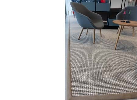 Afpasset tæppe kvalitet Almadi i lounge