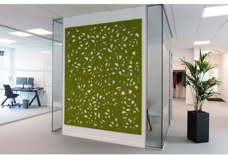 lydæmpning med Cover i filt med udskæringer