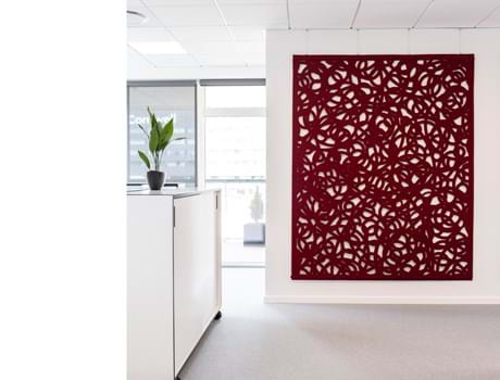 lydæmpning med Cover i filt med udskæringer