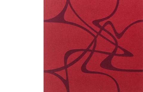 TwisterPlus akustikpanel i rød filt på væg