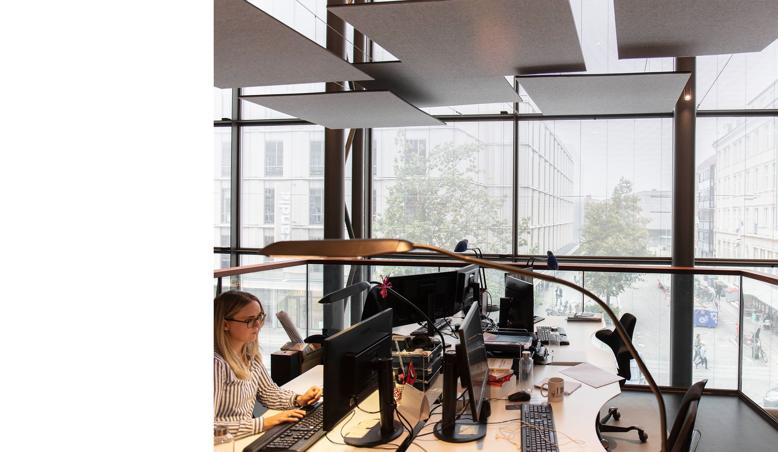 akustisk løsning, acoustic, decoration and acoustic, wool felt, baffles, vandret akustik løsning