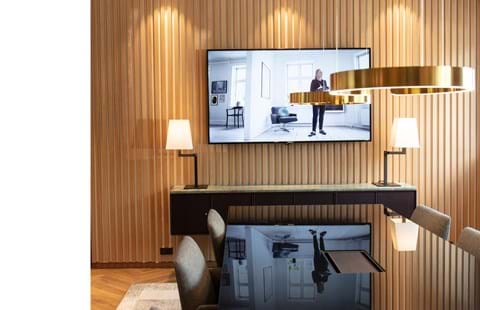 1- DanBolig, filt på væg.