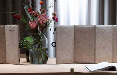 ZigZag  bordskærm i filt, The House. (1)