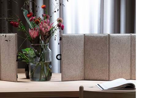 ZigZag bordskærm i filt, The House. (1)