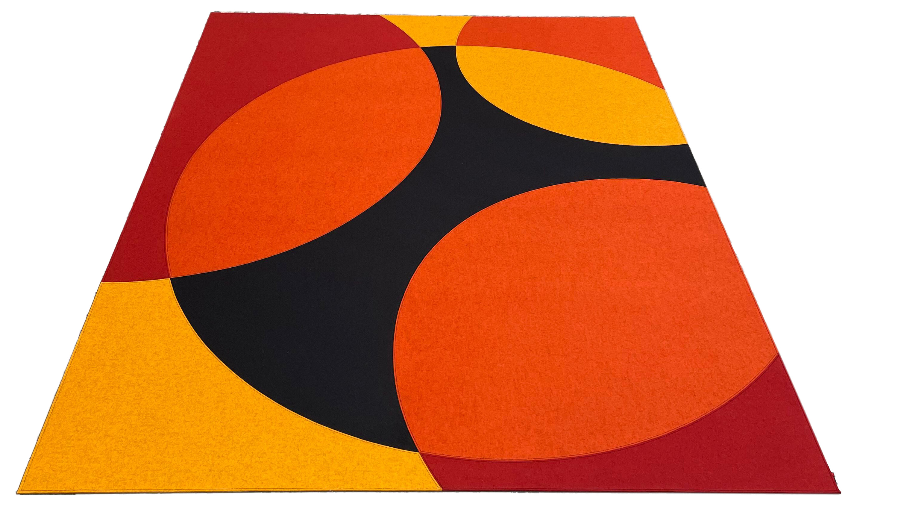 filttæppe design Reflect fv ochre-orange-red-black.jpg