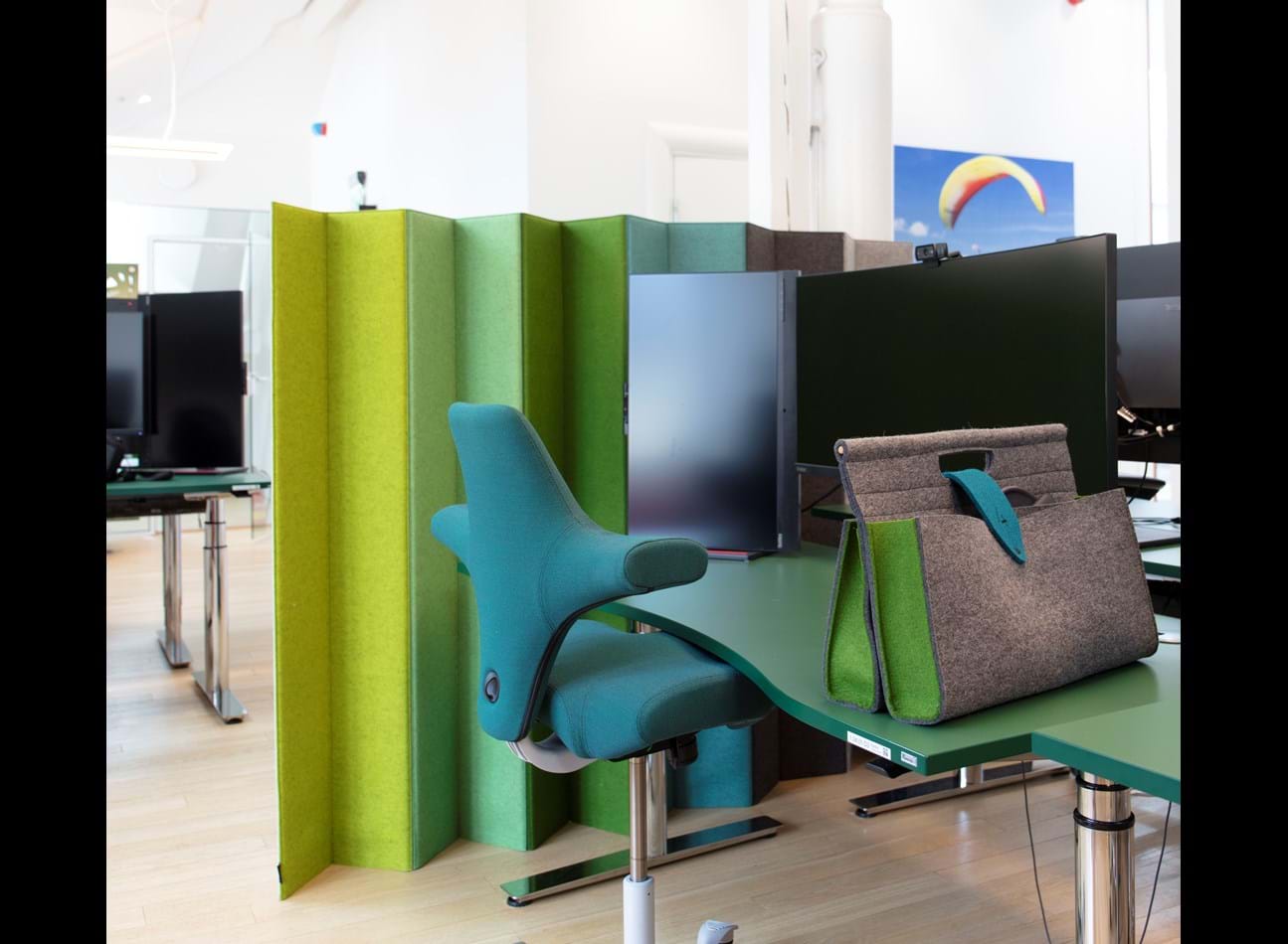 Grøn og gul MixMax skærm, Super Office