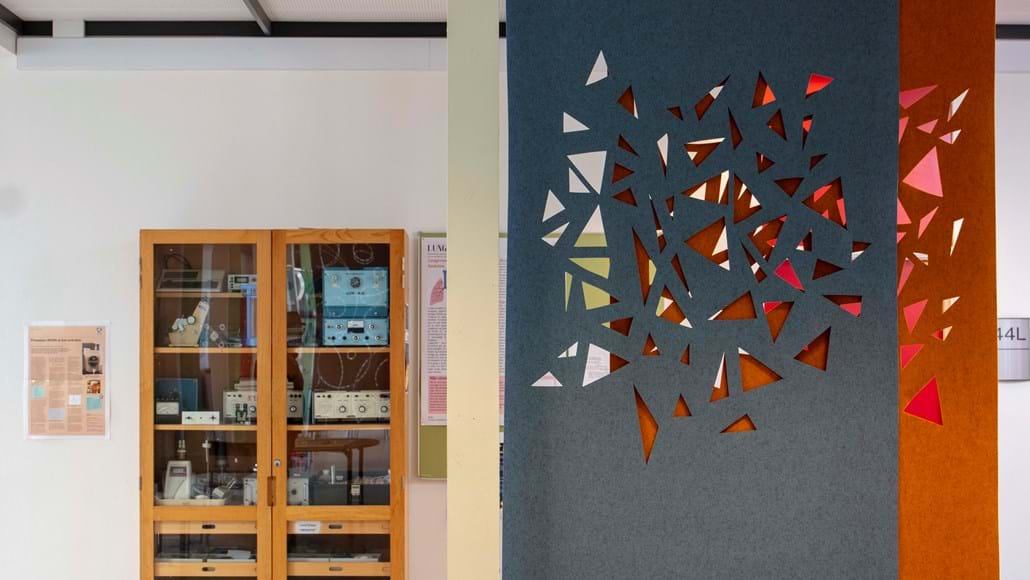 Covers, Middelfart gymnasium, Trekanter i to lag