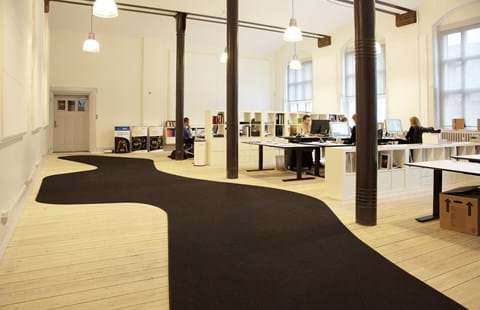 asymmetrisk filt løber på kontor, Toldboden Århus (1)